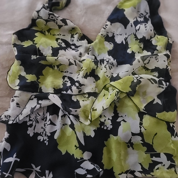 Silk layered top - Picture 2 of 7